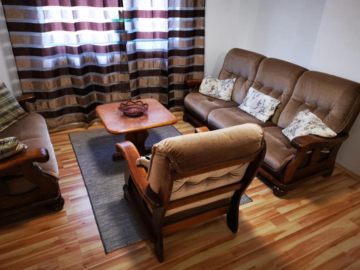 Máté apartman Gyula Exterior foto