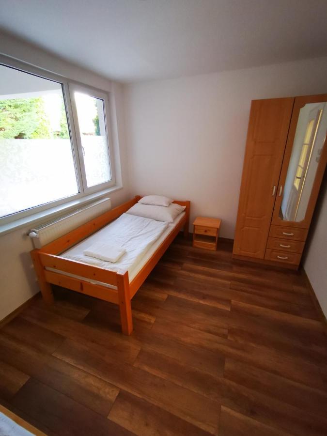 Máté apartman Gyula Exterior foto